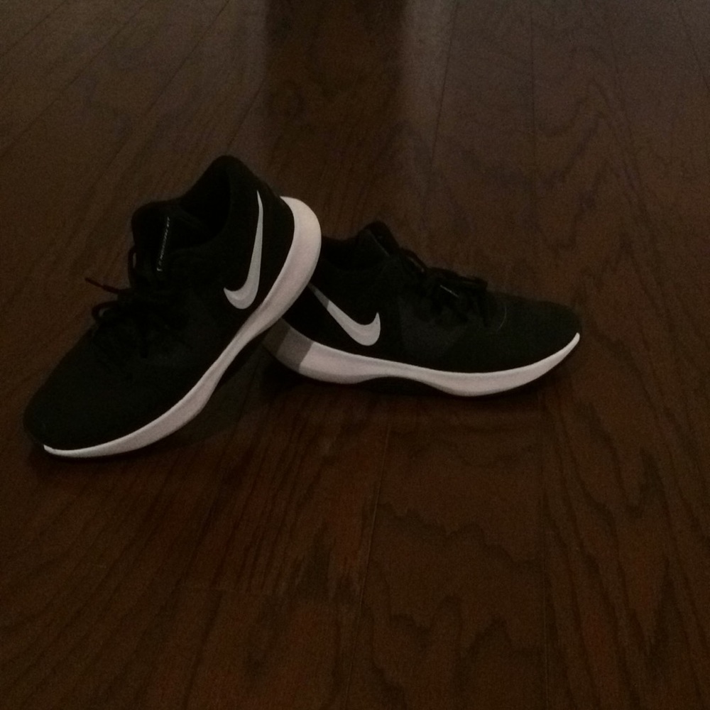 Nike “Air Precision” high top shoes